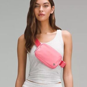 Lululemon Everywhere Belt Bag 1L